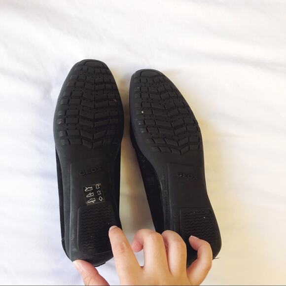 Geox Black Suede Respira Loafers with Metal Detail - Picture 5 of 7